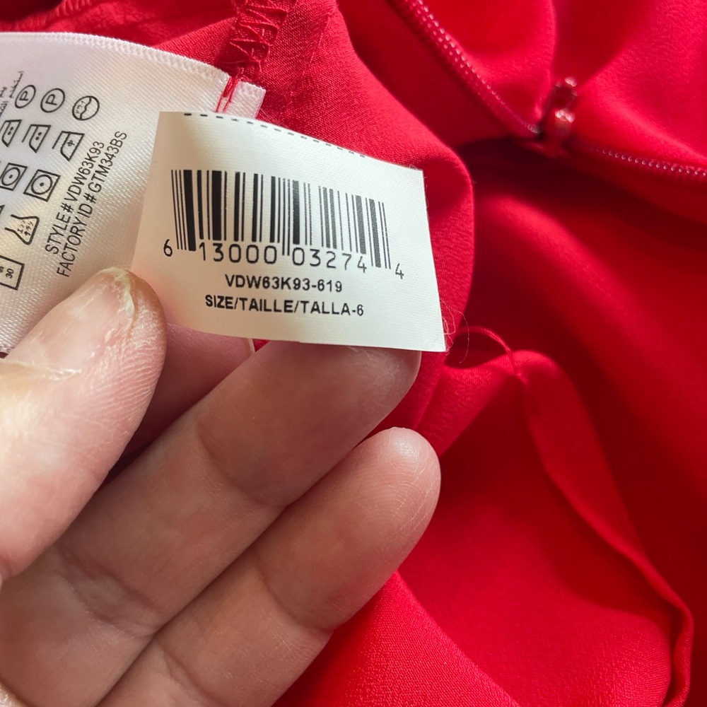 BCBGeneration Red Glamour Cutout Halter Chiffon EveningGown – Lace Detail Size 6 - Picture 12 of 12